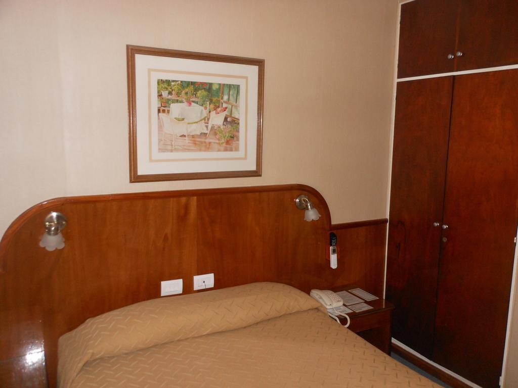 Hotel Orly Corrientes Phòng bức ảnh